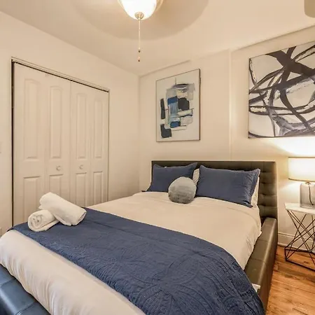 Lovely 2 Bed 3 Miles From Dt W Free Parking Chicago Exterior photo